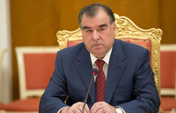 Сарвари давлат Эмомалӣ Раҳмон пас аз анҷоми сафари корӣ дар шаҳру ноҳияҳои минтақаи Кӯлоби вилояти Хатлон ба шаҳри Душанбе баргаштанд