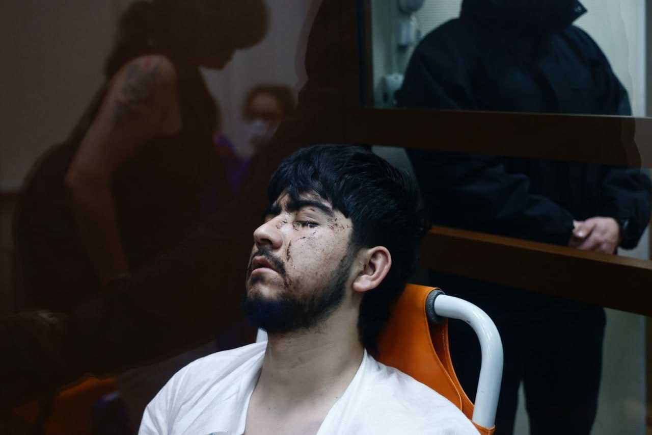 мигранты таджикистана против рахмона. гражданин таджикистана. узбекские гастарбайтеры. ивс душанбе. молодежь таджикистана.